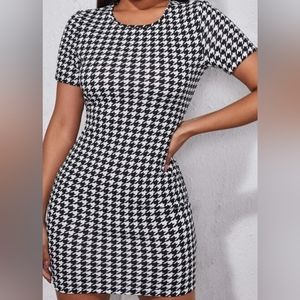 Houndstooth Pattern Bodycon Dress